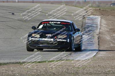 media/Feb-24-2024-CalClub SCCA (Sat) [[de4c0b3948]]/Group 1/Race (Outside Grapevine)/